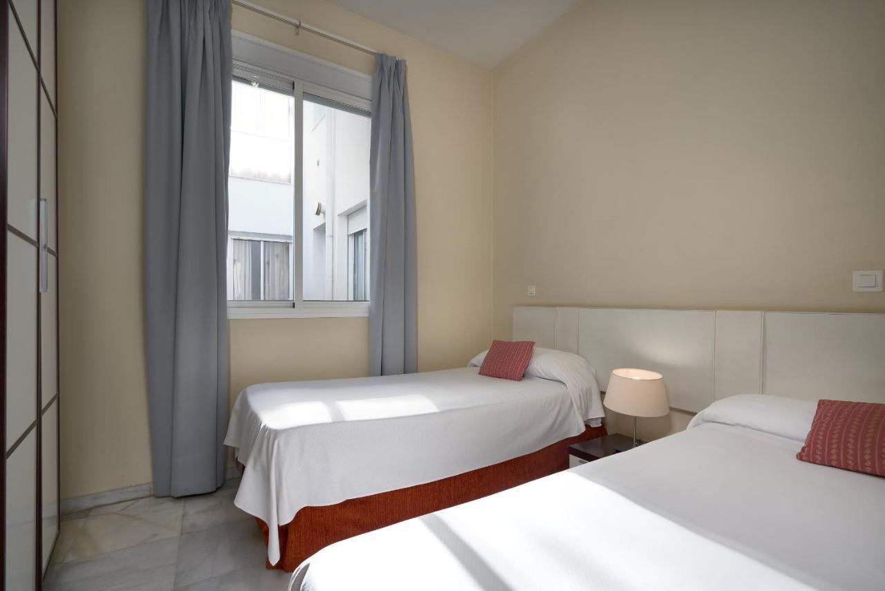Apartamentos Las Cruces Sevilla Exterior foto